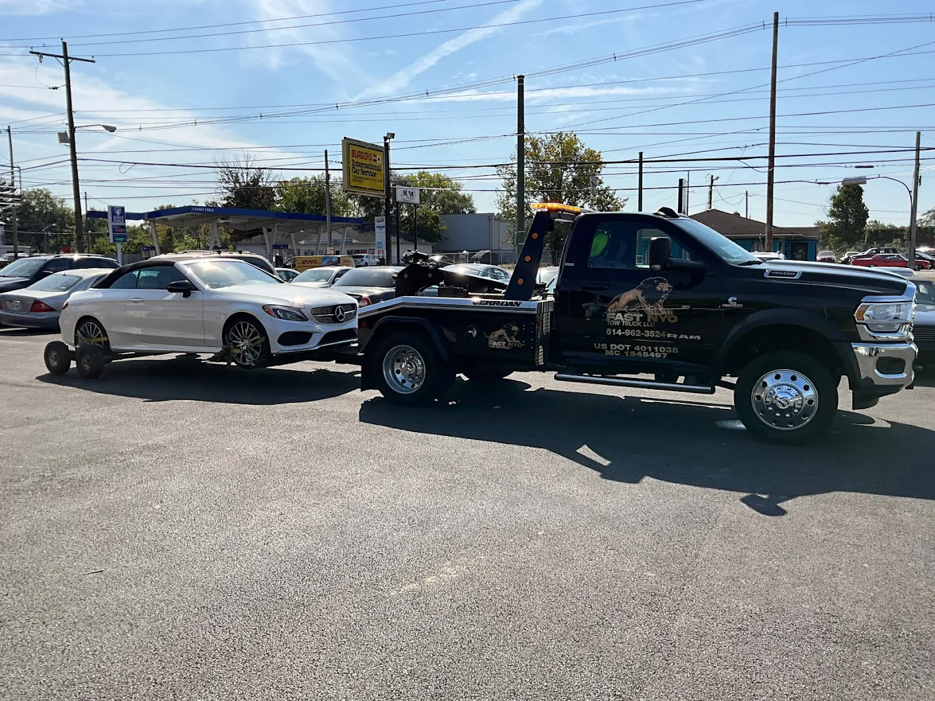 F and C Towing vehicle assistance service